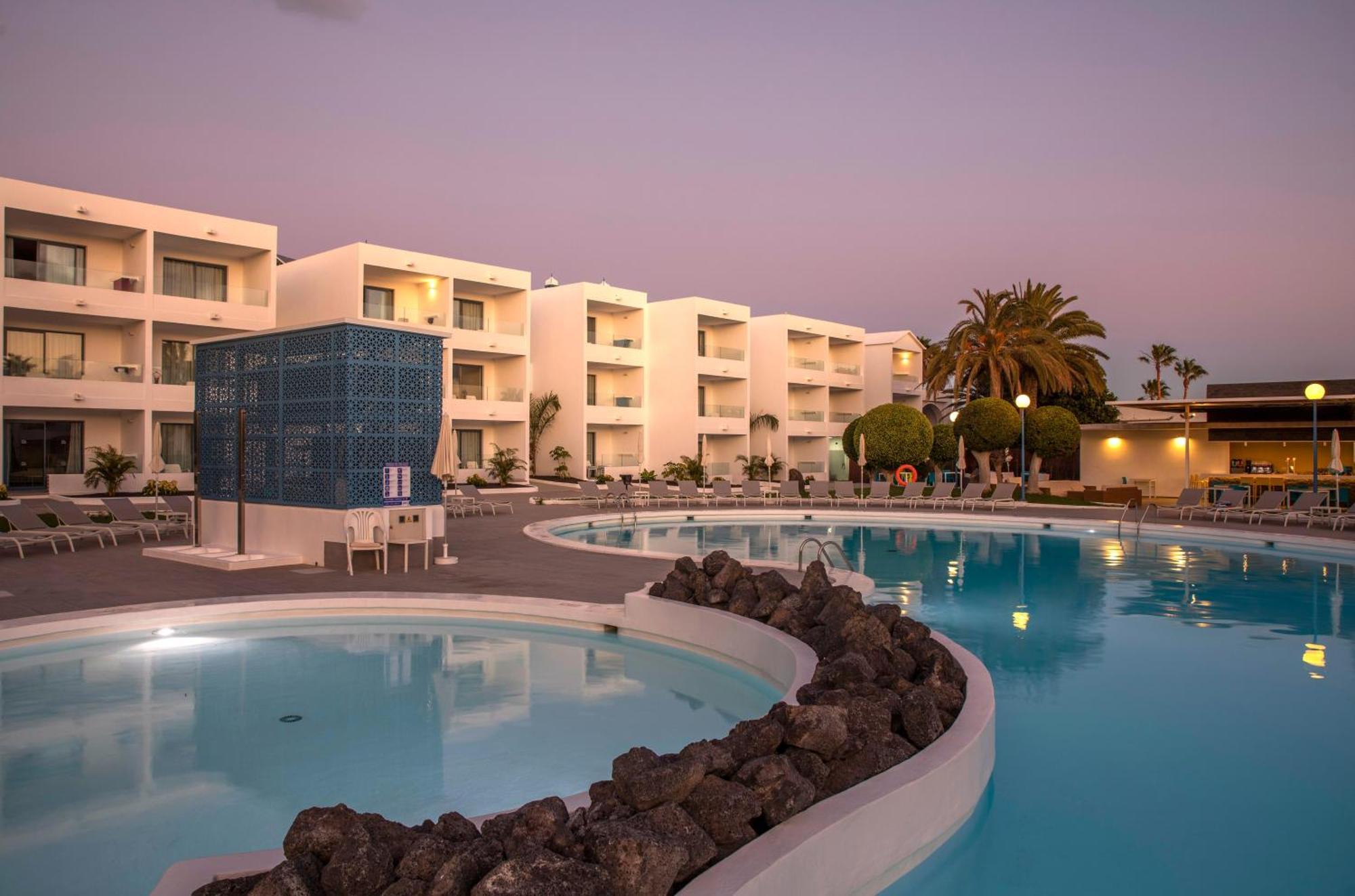 Hotel Oasis Lanz Mate